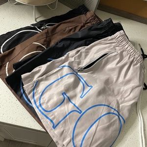 Men’s sneaker gallery goat shorts **bundle** size M